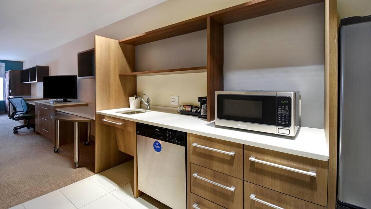 Home2 Suites Wichita Downtown Delano, Ks מראה חיצוני תמונה